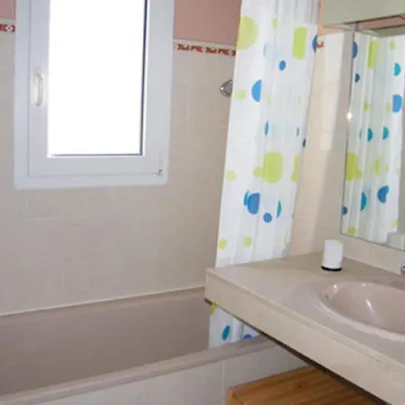 Lovely In With Balcony Apartmán